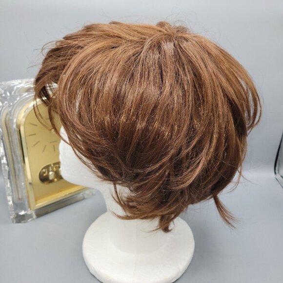 Wigsis Wig Auburn Brown Short Layer Cut Thick Soft Synthetic New - Picture 4 of 9